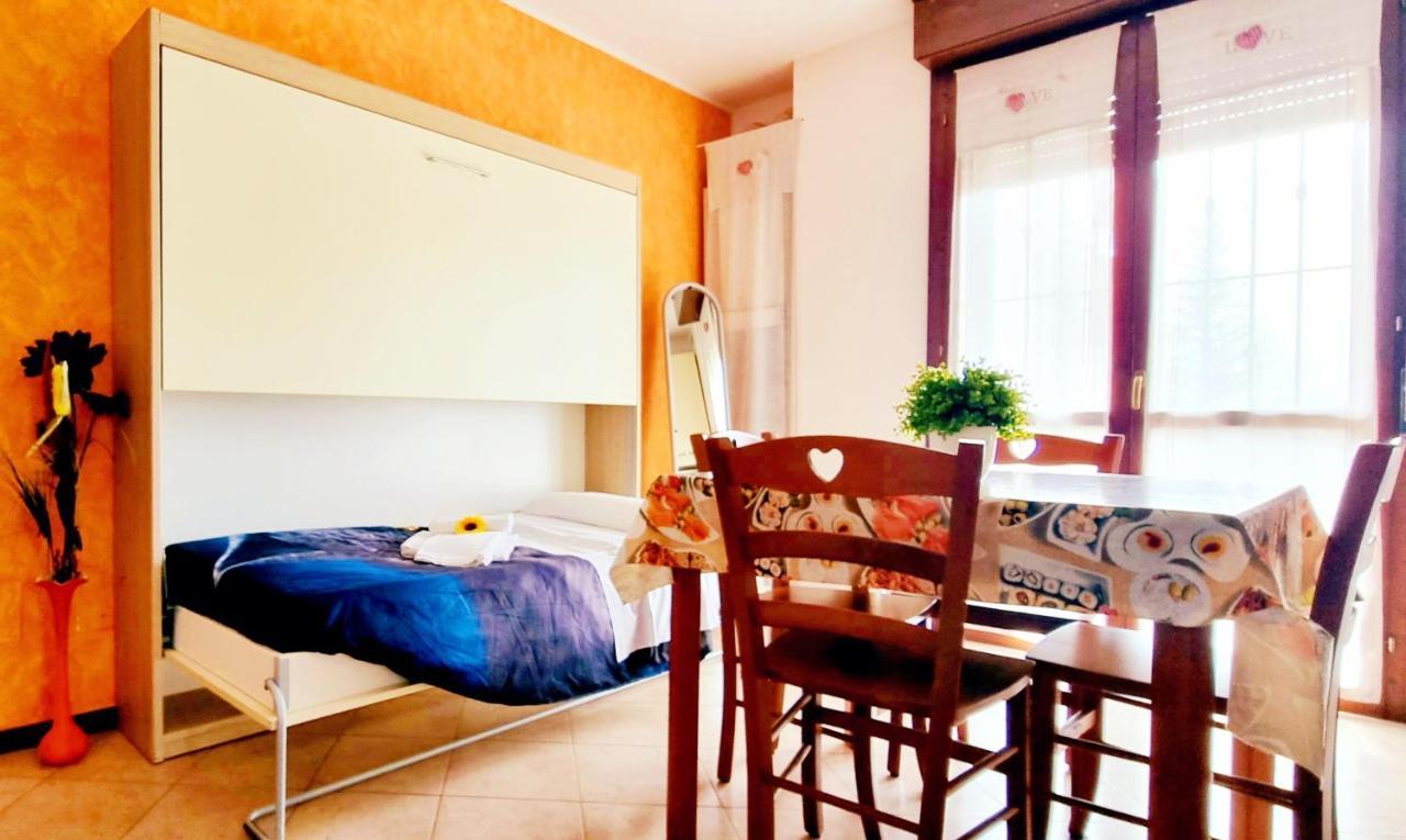 Guest Holiday Filangieri 1 Reggio Emilia Exterior foto